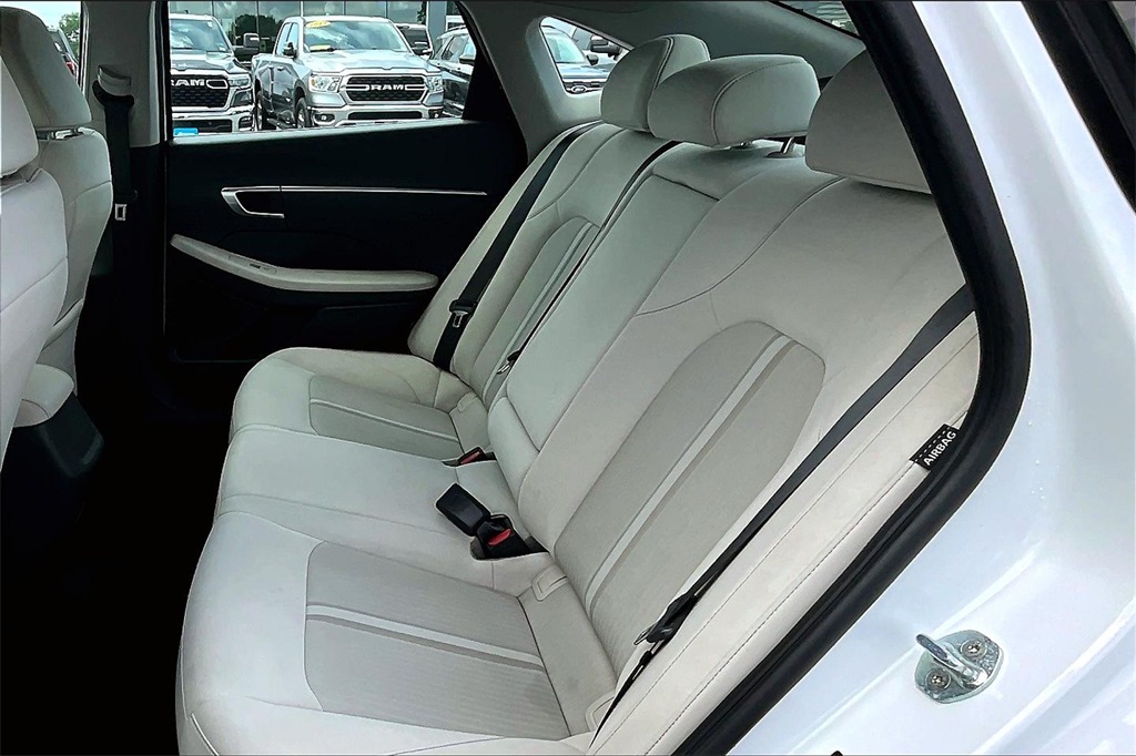 2021 Hyundai Sonata SEL - Photo 15