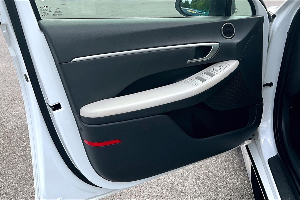 2021 Hyundai Sonata SEL - Photo 9