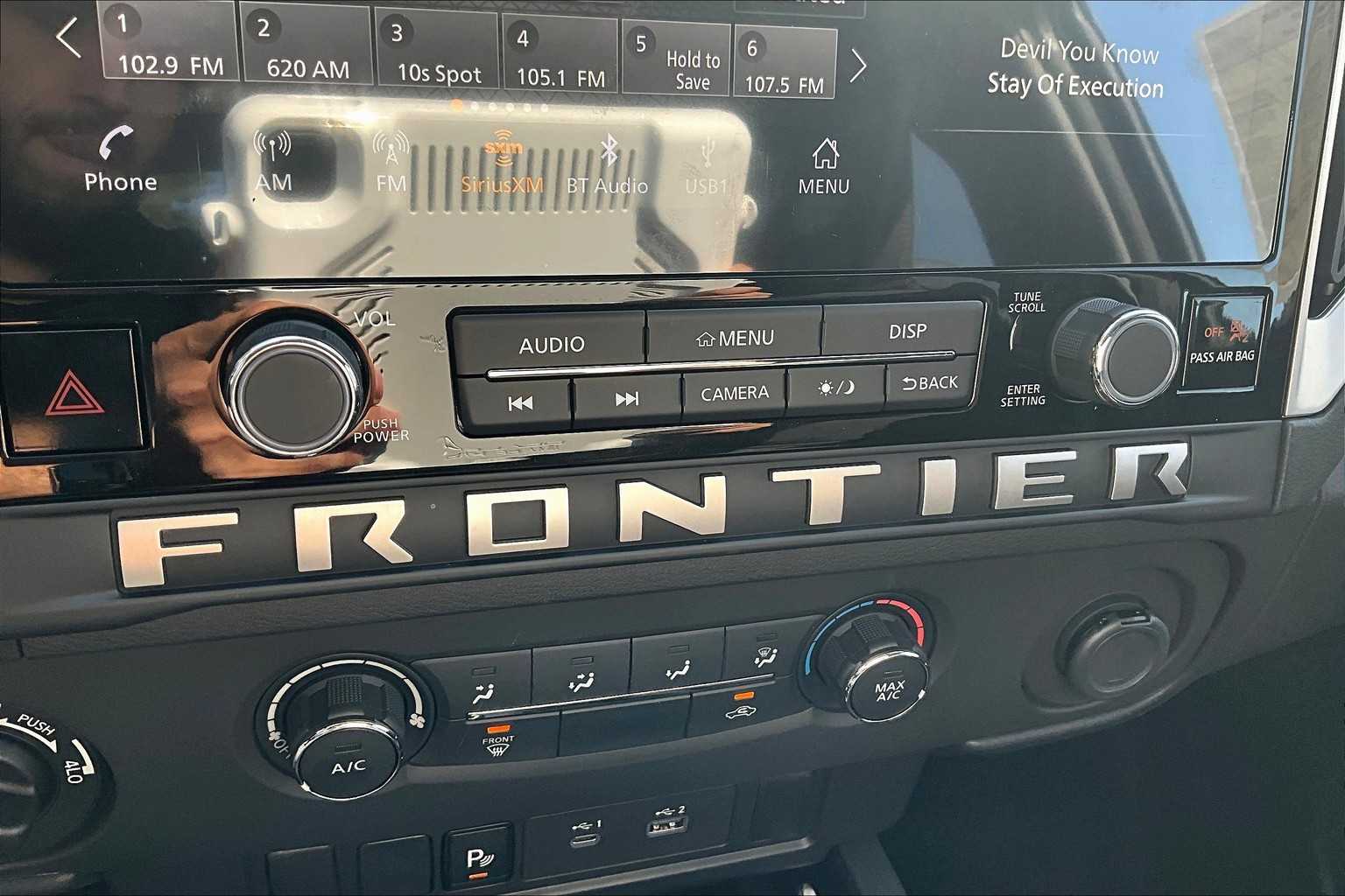 2025 Nissan Frontier SV - Photo 21