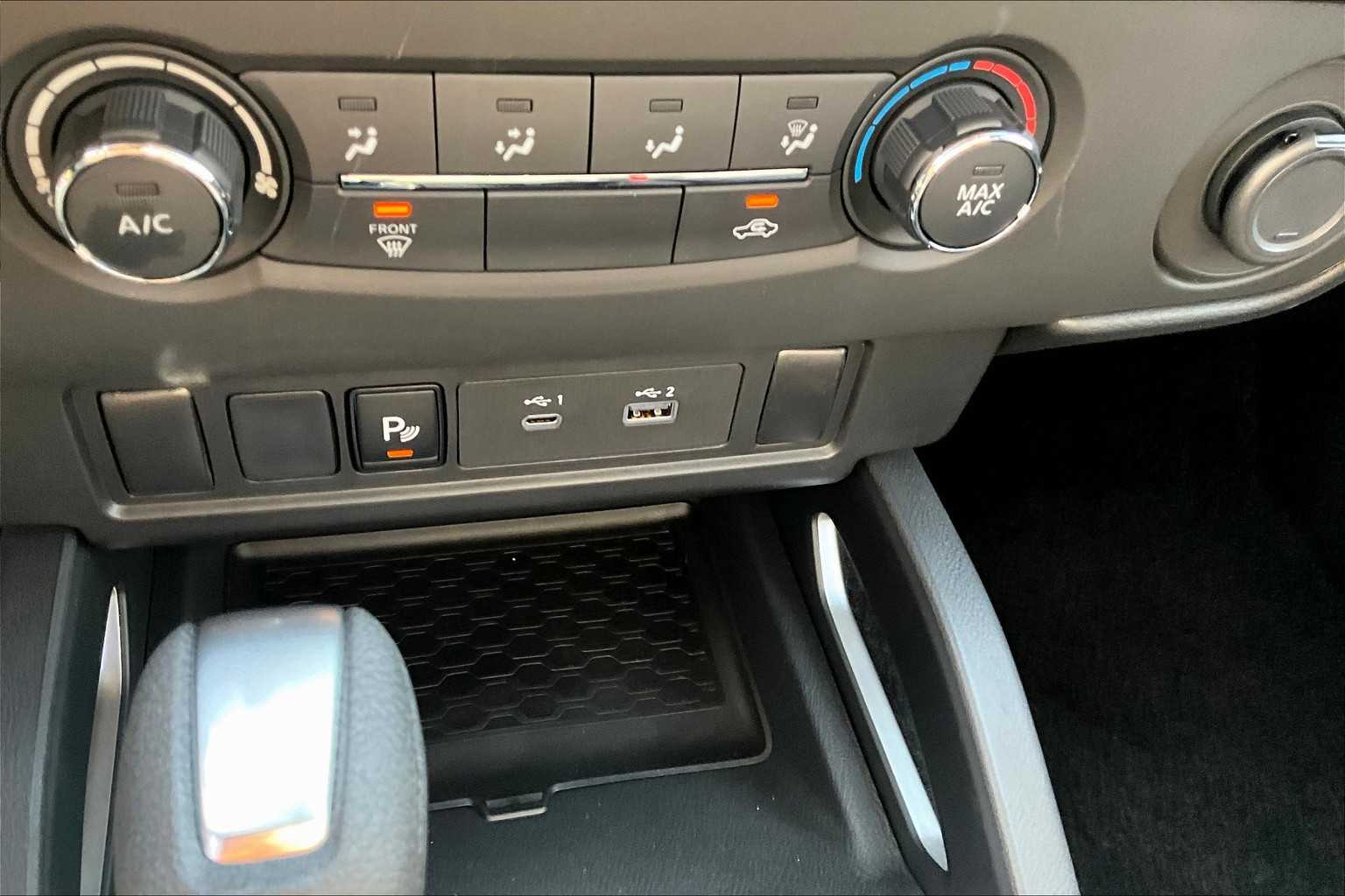 2025 Nissan Frontier SV - Photo 22