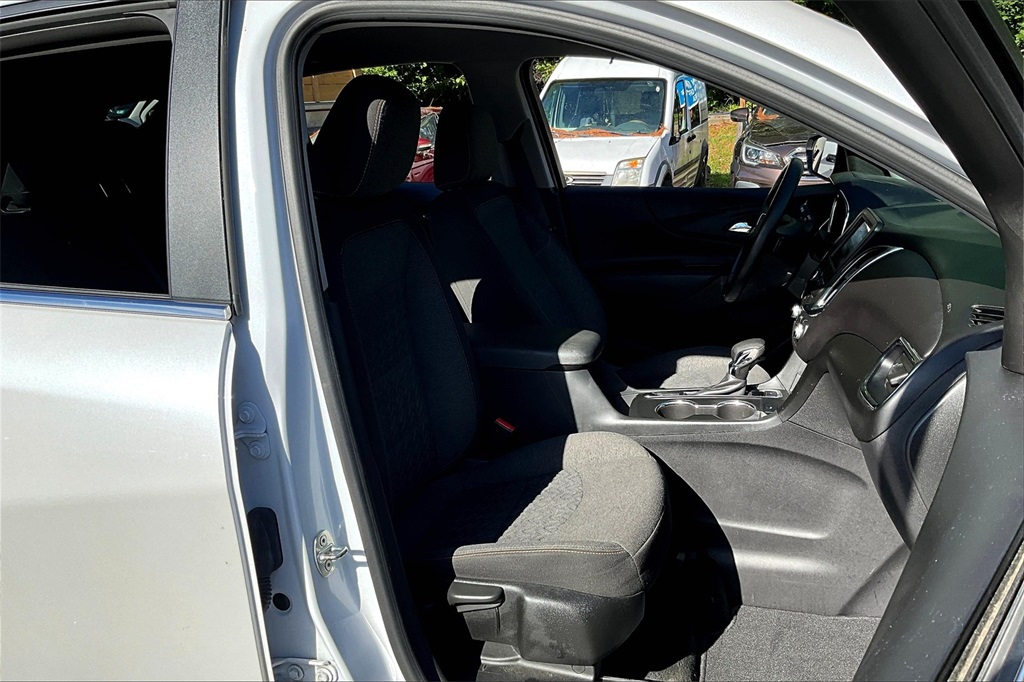 2022 Chevrolet Equinox LT - Photo 11