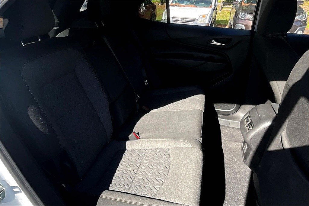 2022 Chevrolet Equinox LT - Photo 16