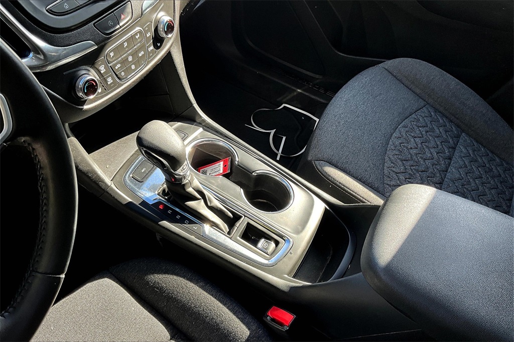 2022 Chevrolet Equinox LT - Photo 20