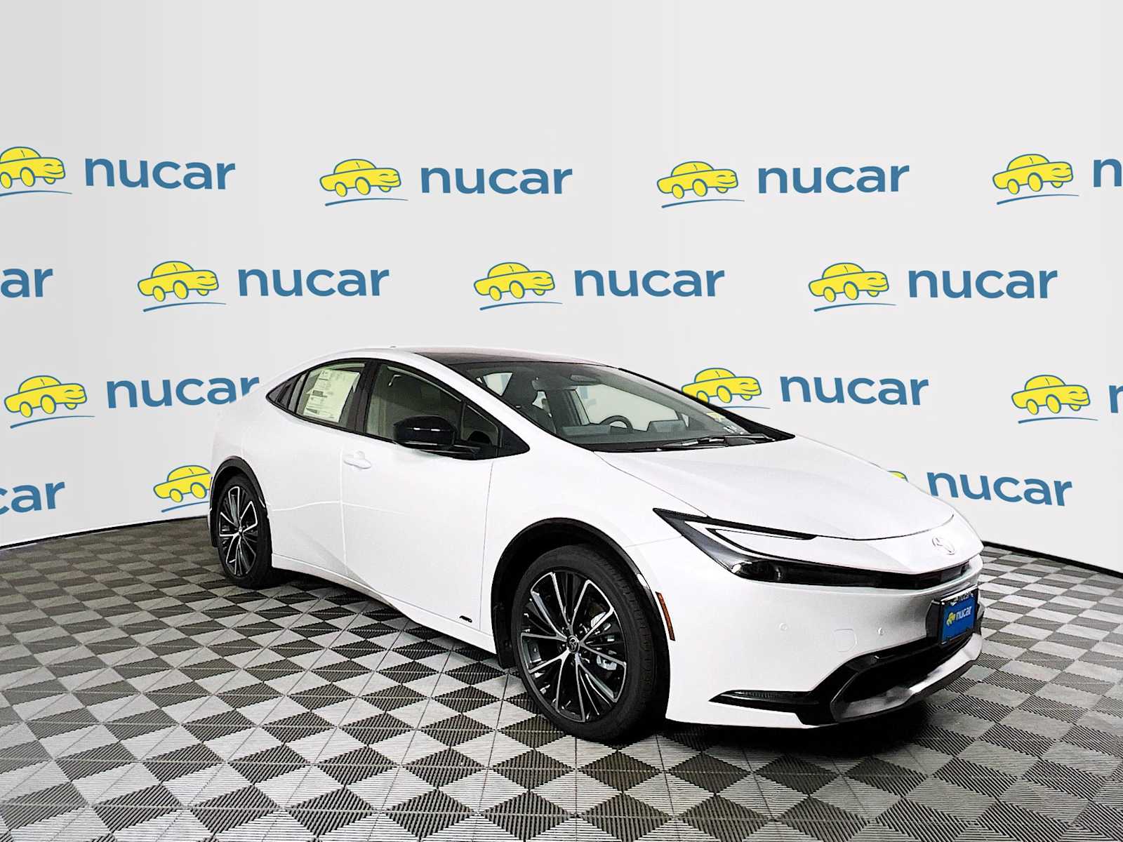 2025 Toyota Prius XLE