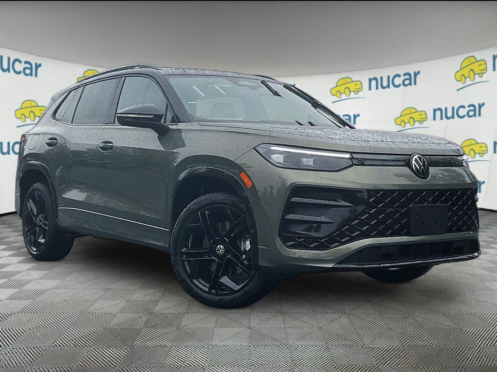 2026 Volkswagen Tiguan 2.0T SE R-Line Black