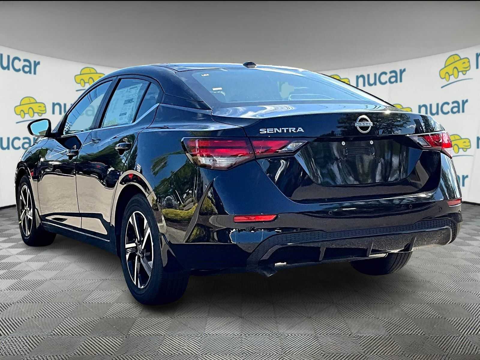 2025 Nissan Sentra SV - Photo 5