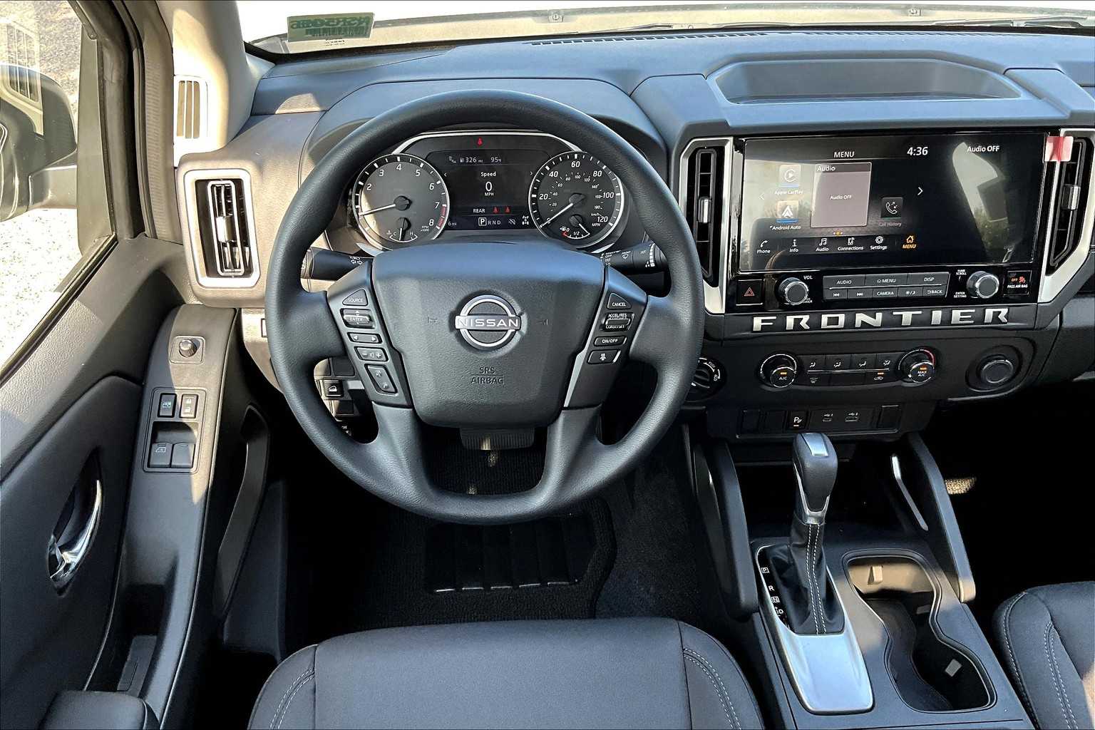 2025 Nissan Frontier SV - Photo 17