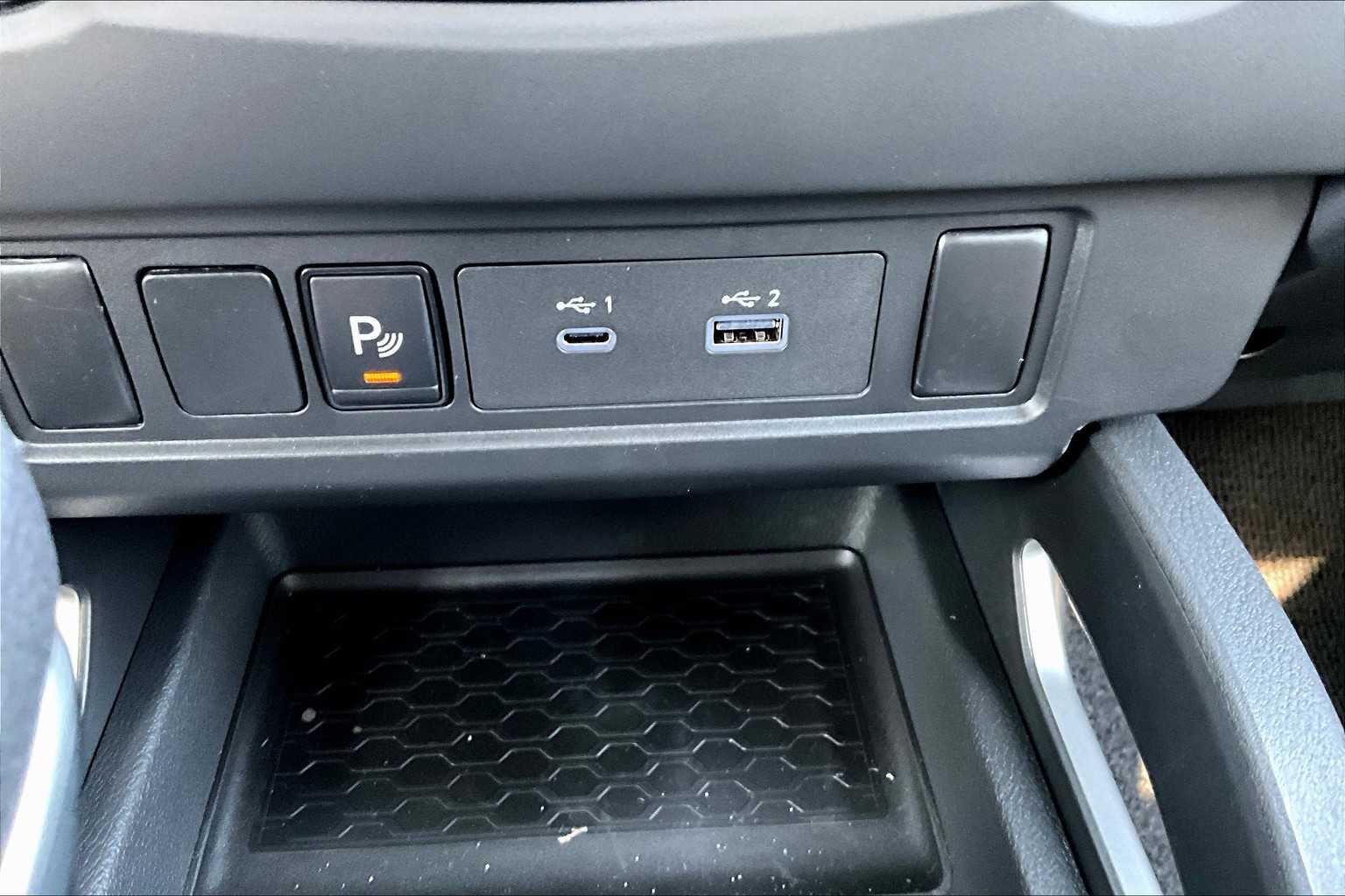 2025 Nissan Frontier SV - Photo 25