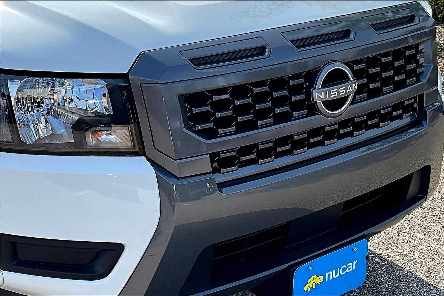 2025 Nissan Frontier SV - Photo 31