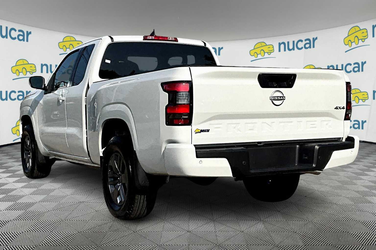 2025 Nissan Frontier SV - Photo 4