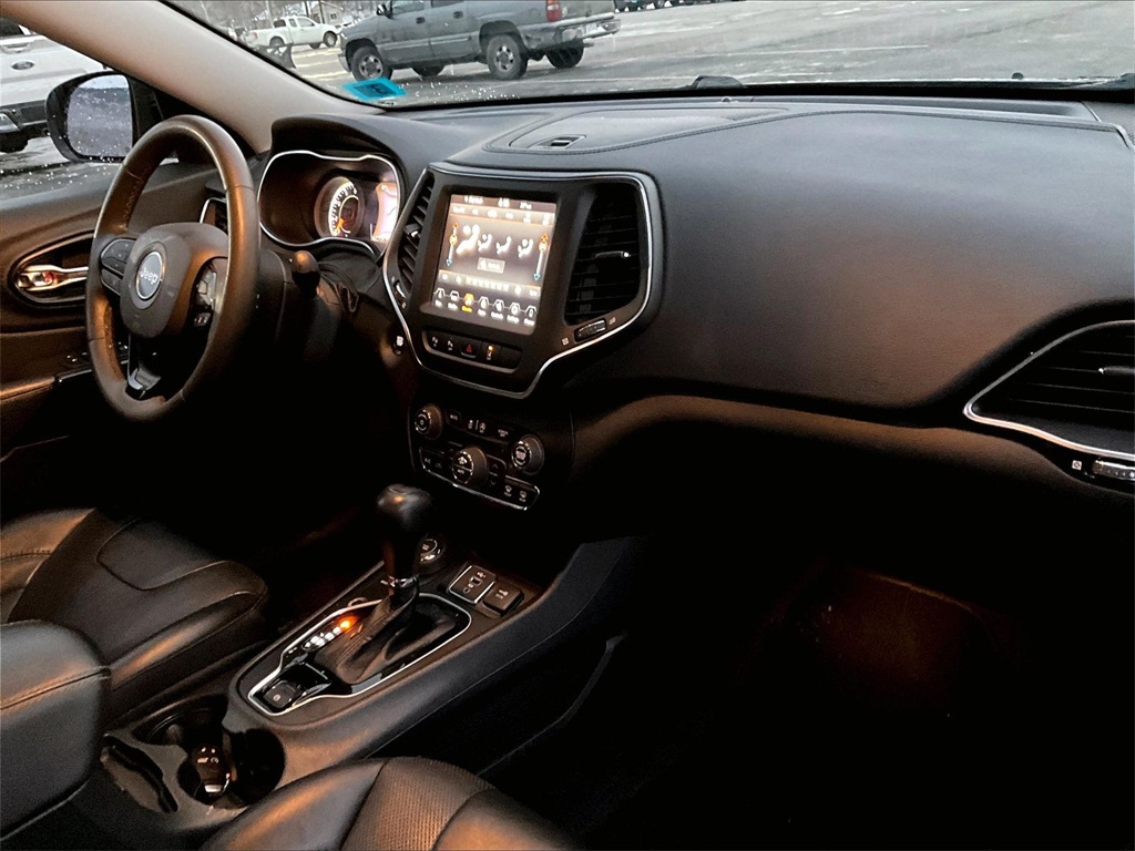 2023 Jeep Cherokee Altitude - Photo 14