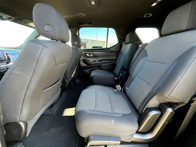 2023 Chevrolet Traverse LT - Photo 14