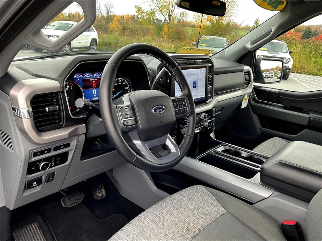 2023 Ford F-150 XLT - Photo 8