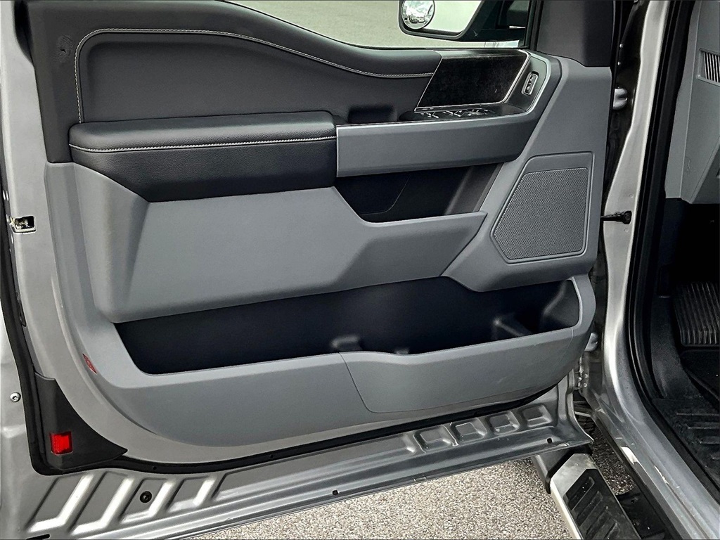 2023 Ford F-150 XLT - Photo 9