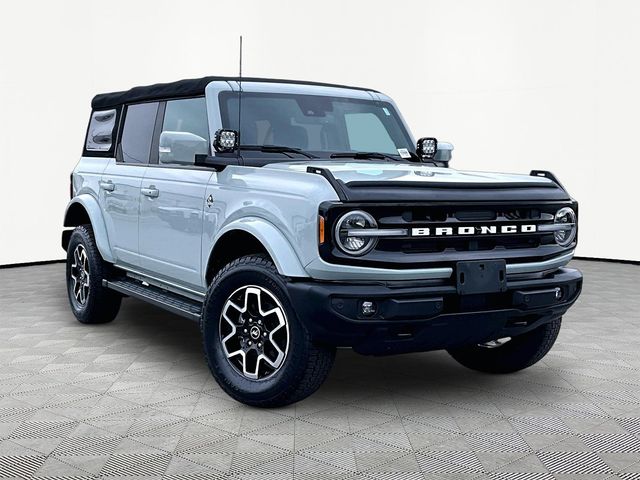 2022 Ford Bronco Outer Banks 4x4's photo