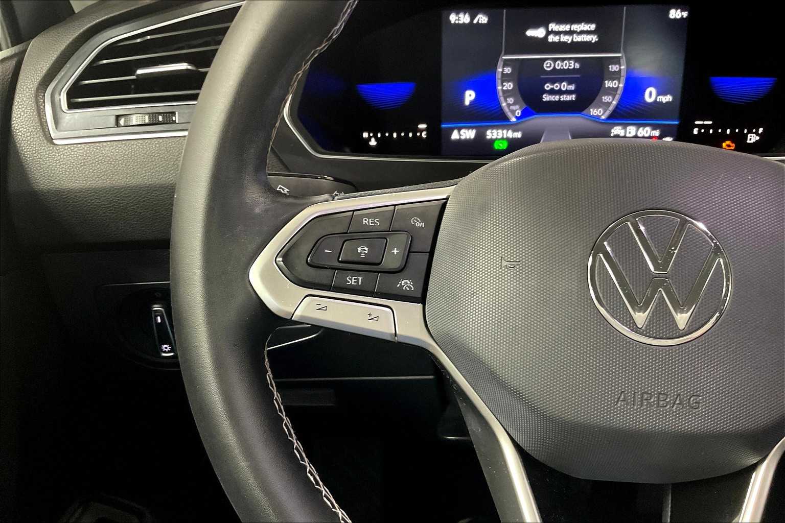 2022 Volkswagen Tiguan SE - Photo 23