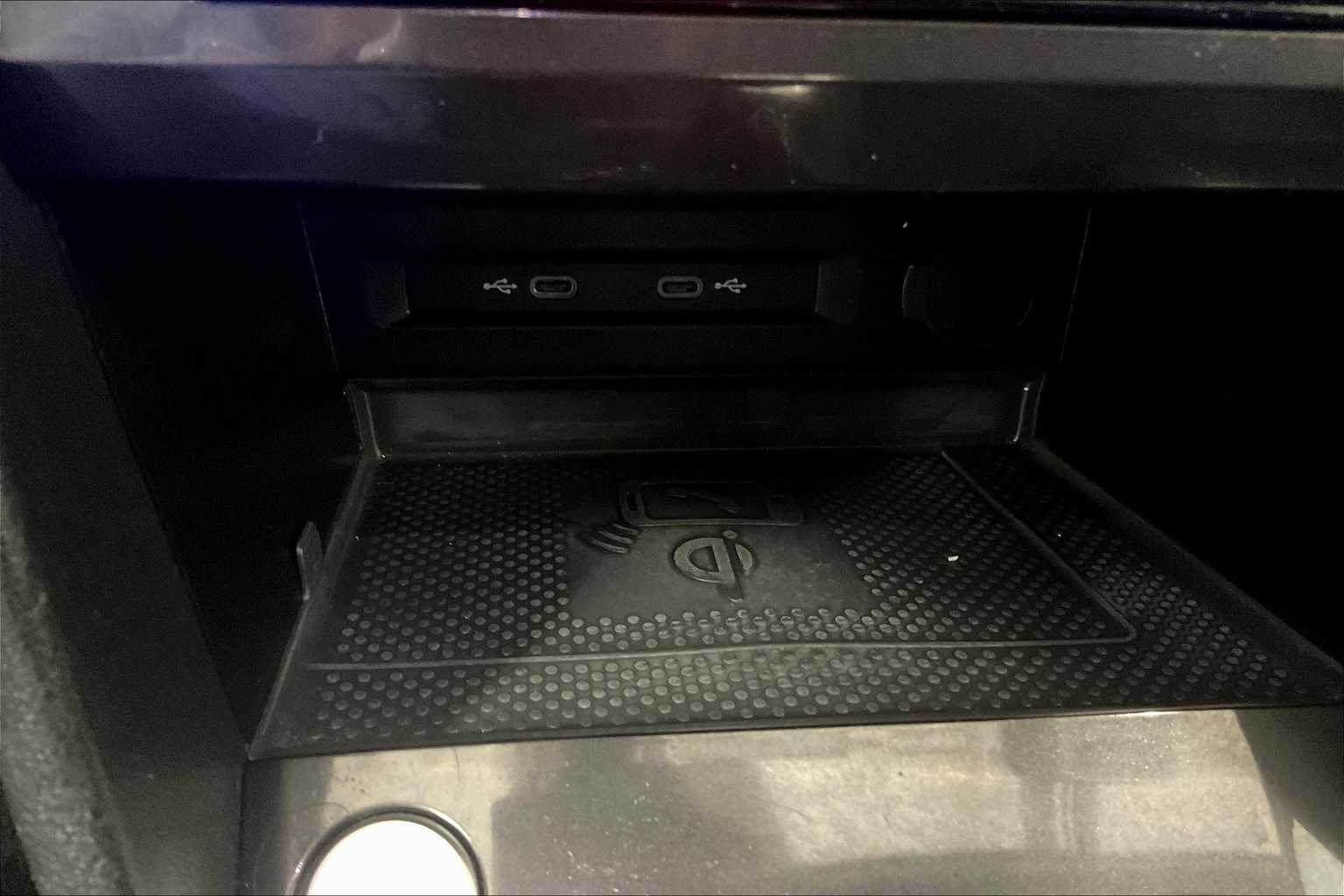 2022 Volkswagen Tiguan SE - Photo 27