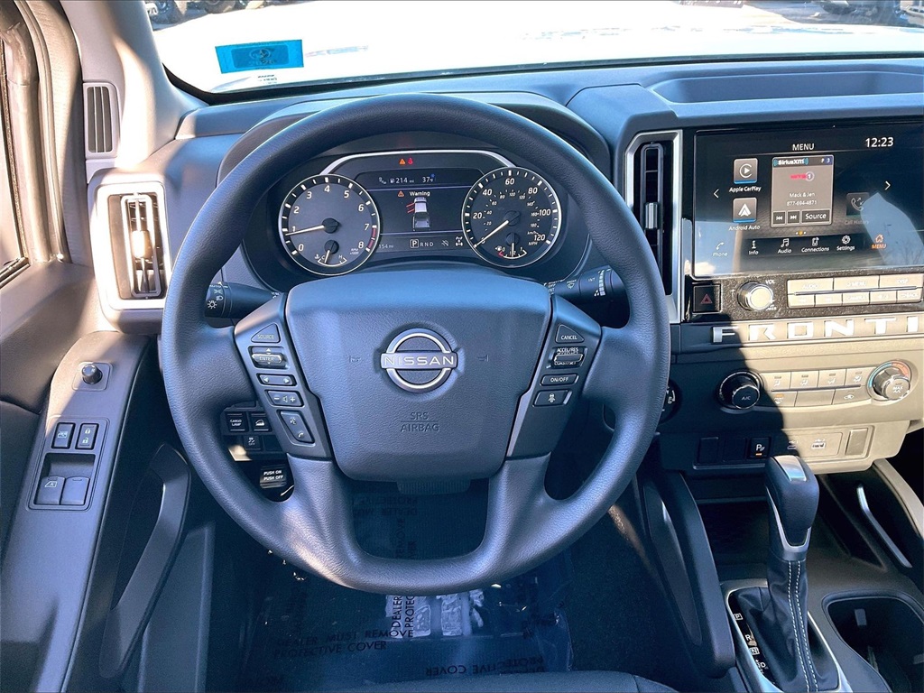 2025 Nissan Frontier SV - Photo 16