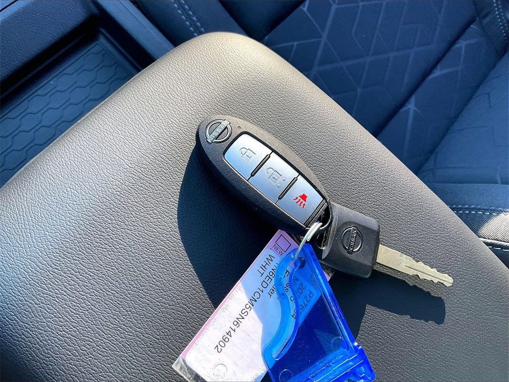 2025 Nissan Frontier SV - Photo 25