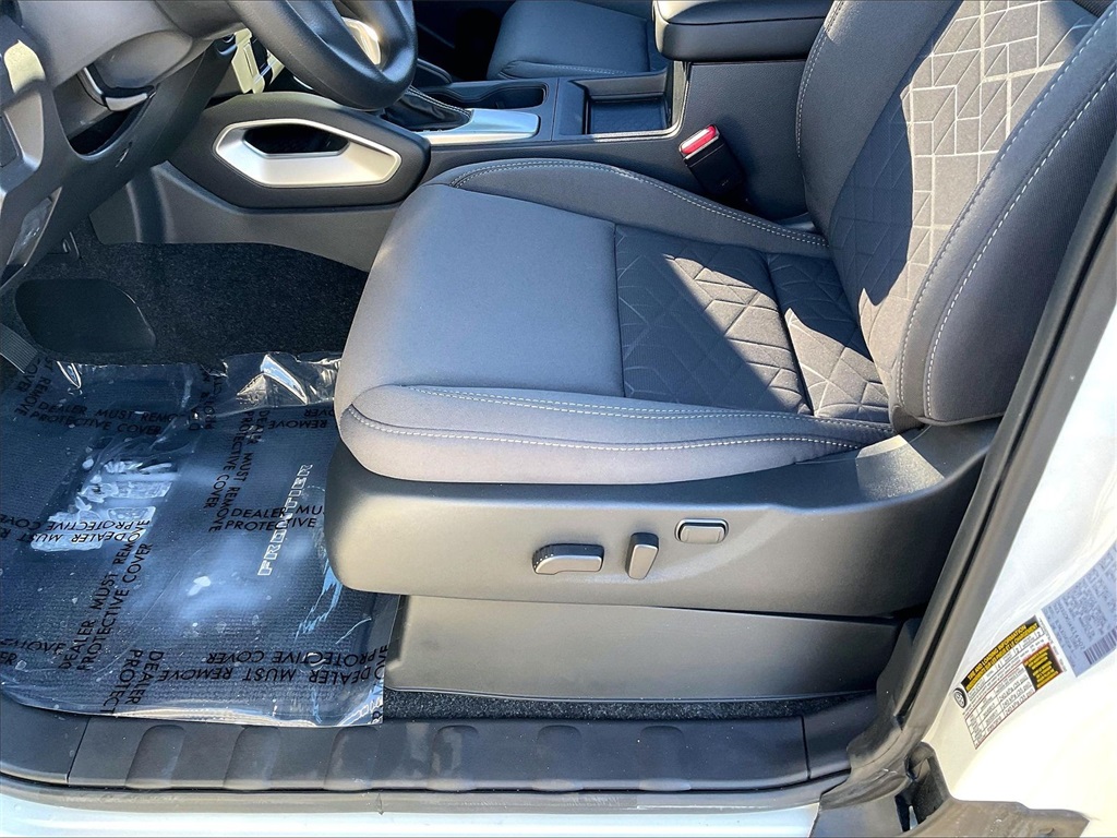 2025 Nissan Frontier SV - Photo 30