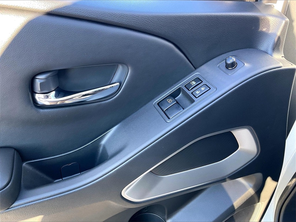 2025 Nissan Frontier SV - Photo 33