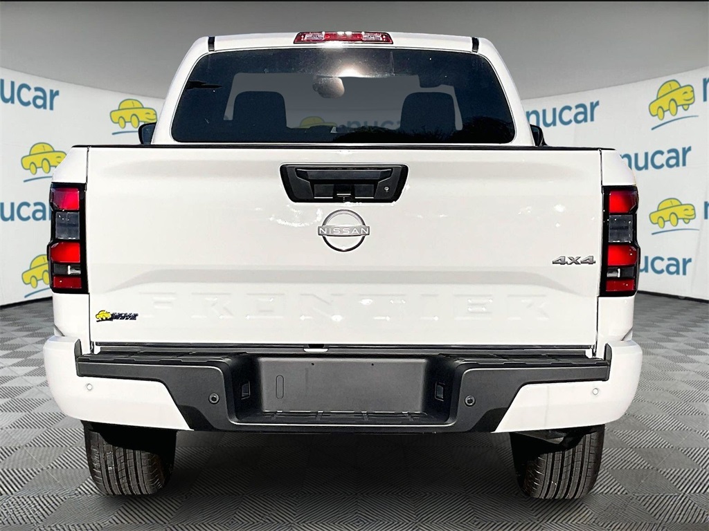 2025 Nissan Frontier SV - Photo 5