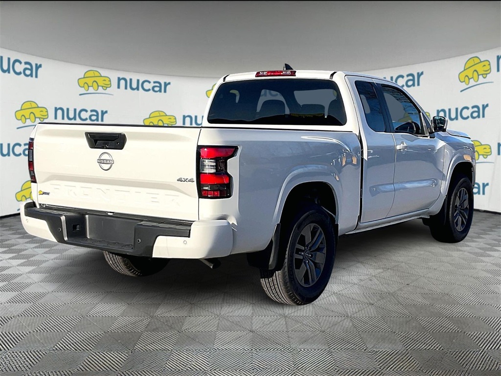 2025 Nissan Frontier SV - Photo 6