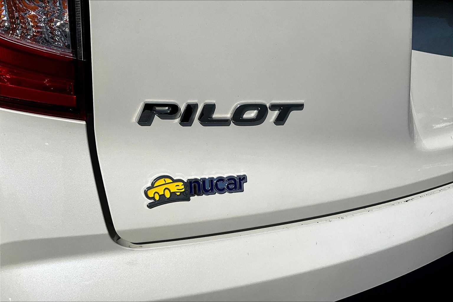2019 Honda Pilot LX - Photo 30