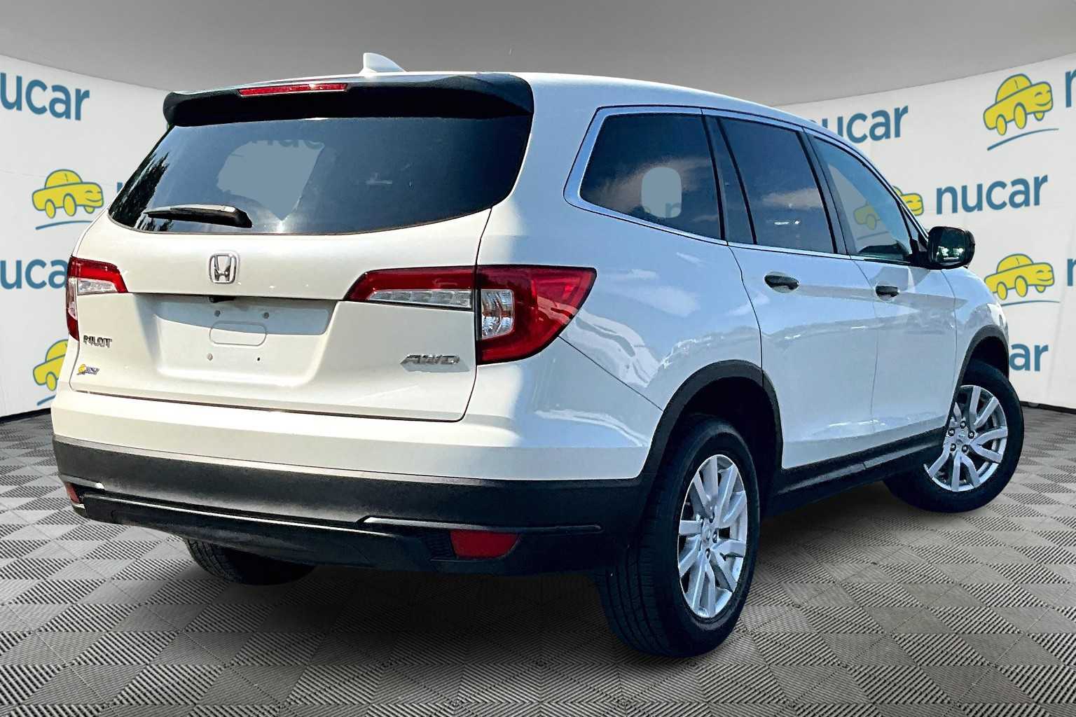 2019 Honda Pilot LX - Photo 6