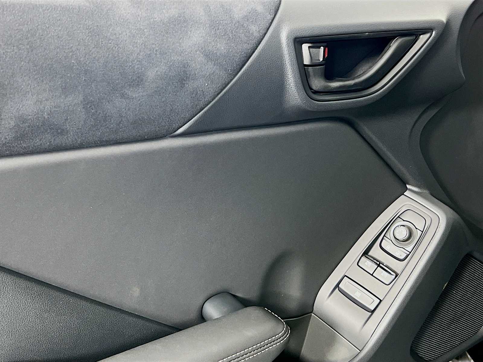 2025 Toyota GR86 Premium - Photo 15