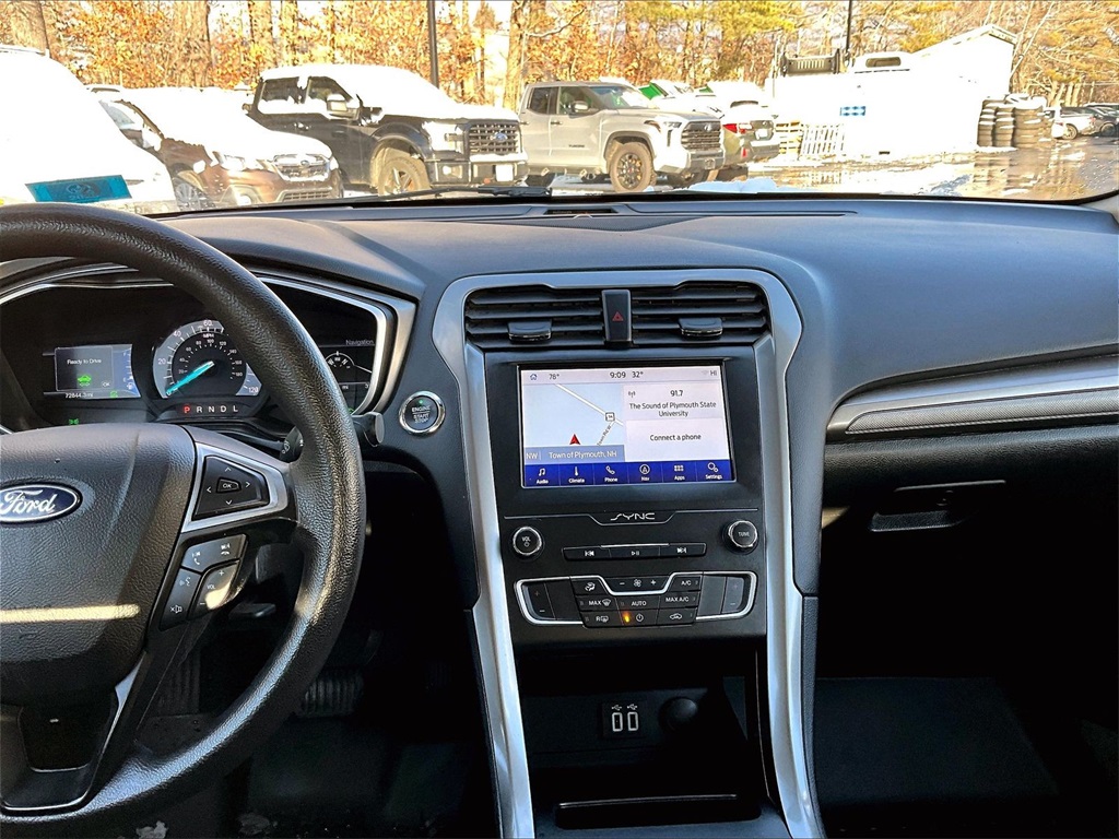 2019 Ford Fusion Hybrid SE - Photo 18