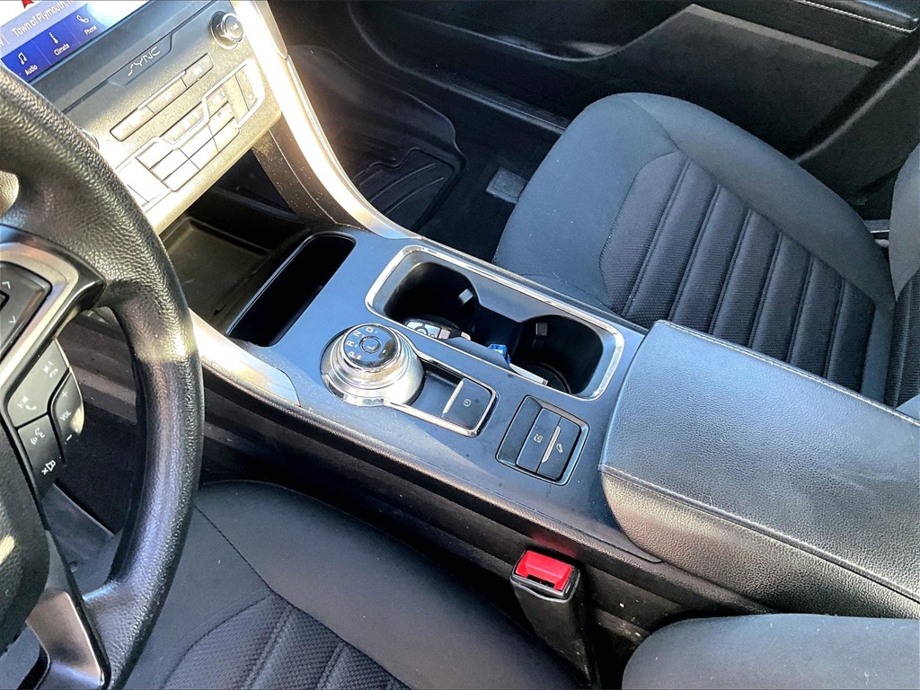 2019 Ford Fusion Hybrid SE - Photo 20