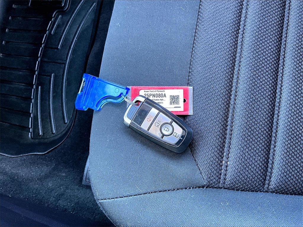 2019 Ford Fusion Hybrid SE - Photo 30