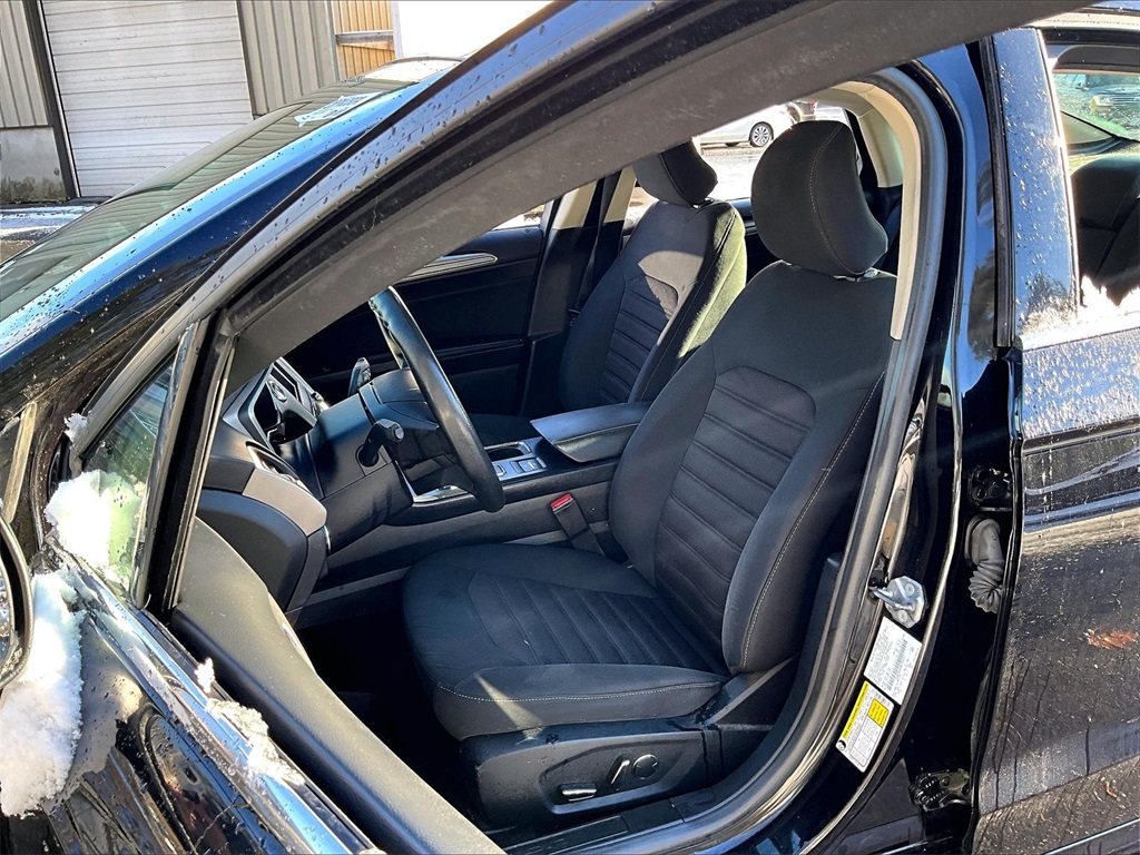 2019 Ford Fusion Hybrid SE - Photo 10