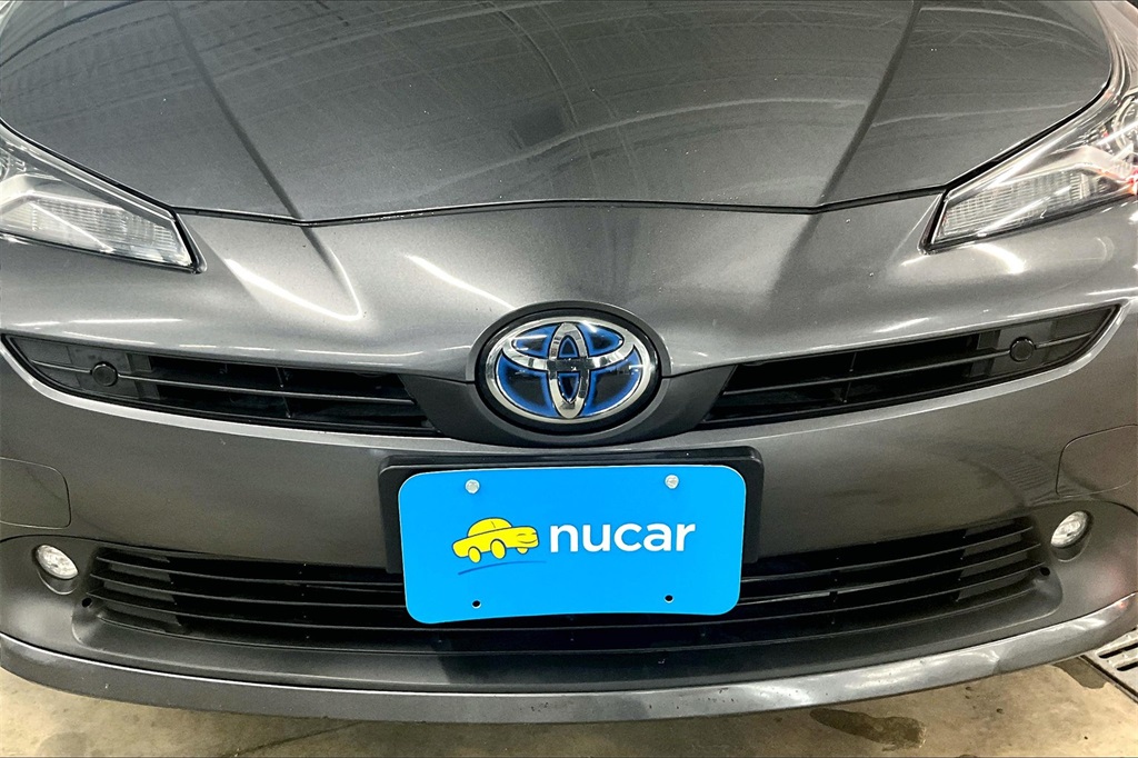 2019 Toyota Prius XLE AWD-e - Photo 28