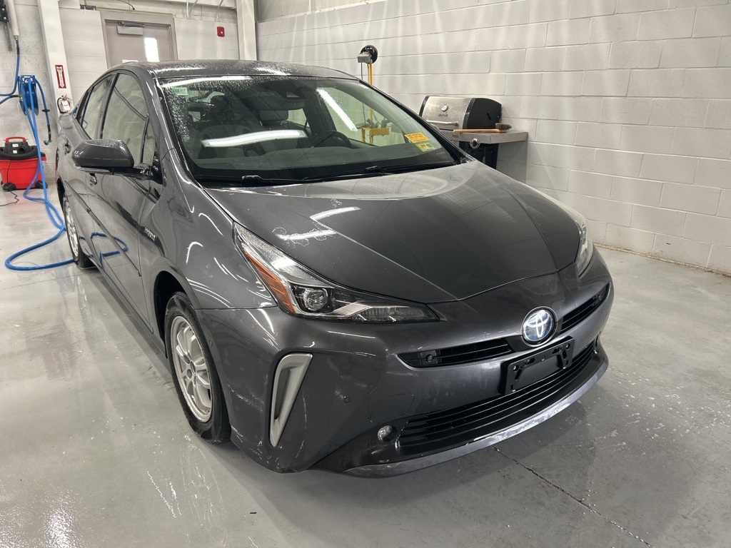 2019 Toyota Prius XLE AWD-e - Photo 6