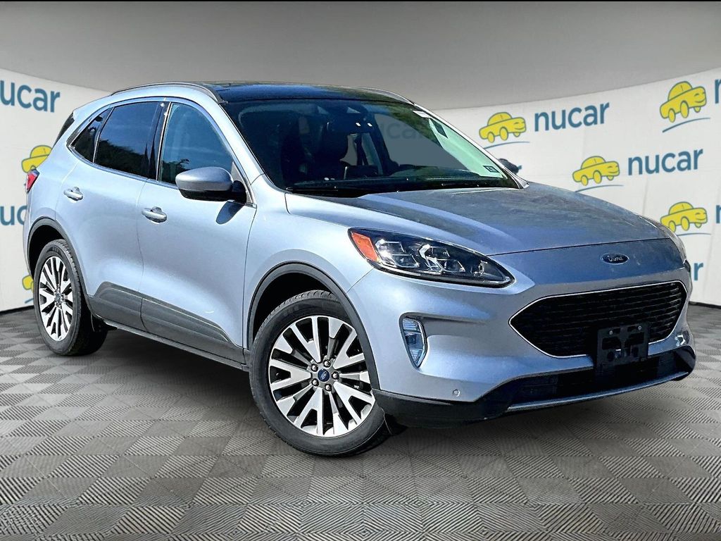 2022 Ford Escape Titanium