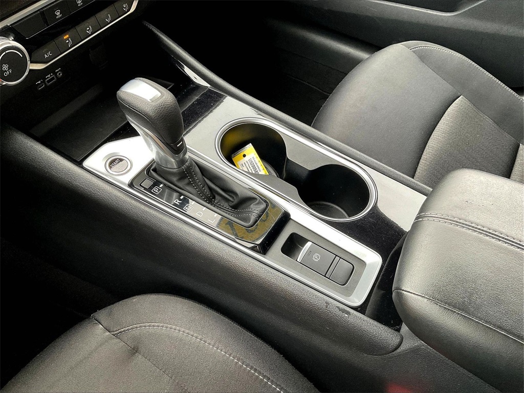 2021 Nissan Altima 2.5 SV - Photo 19