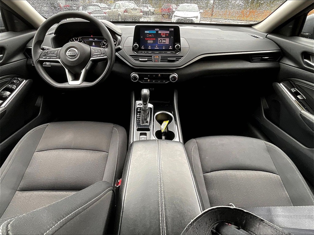 2021 Nissan Altima 2.5 SV - Photo 20