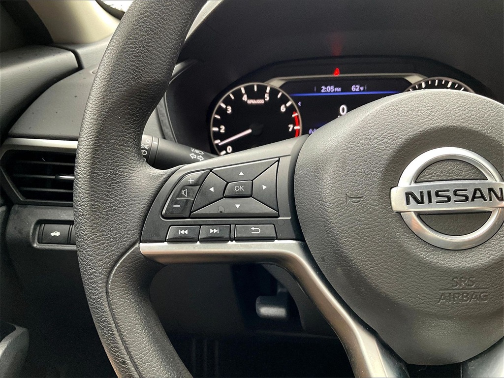 2021 Nissan Altima 2.5 SV - Photo 22