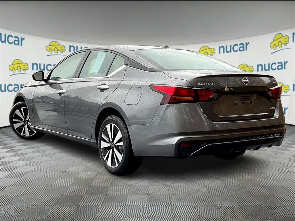 2021 Nissan Altima 2.5 SV - Photo 4