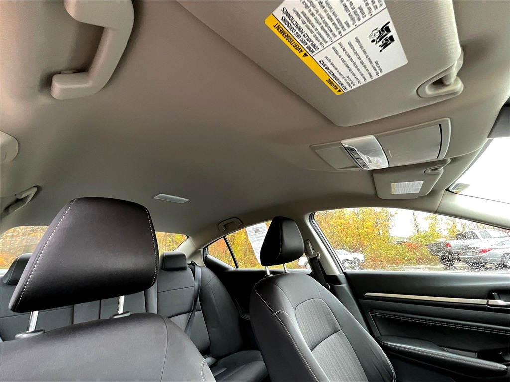 2021 Nissan Altima 2.5 SV - Photo 7