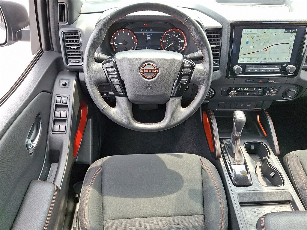 2023 Nissan Frontier PRO-4X - Photo 12