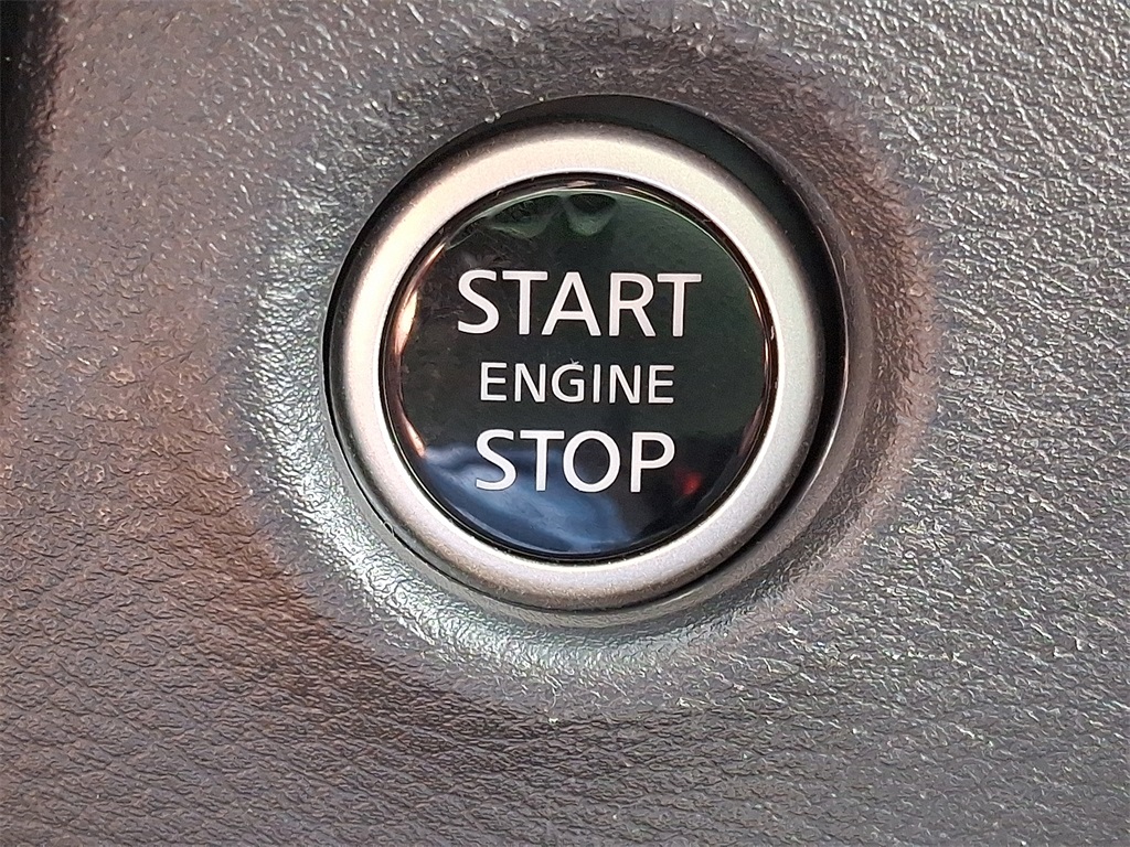 2023 Nissan Frontier PRO-4X - Photo 22