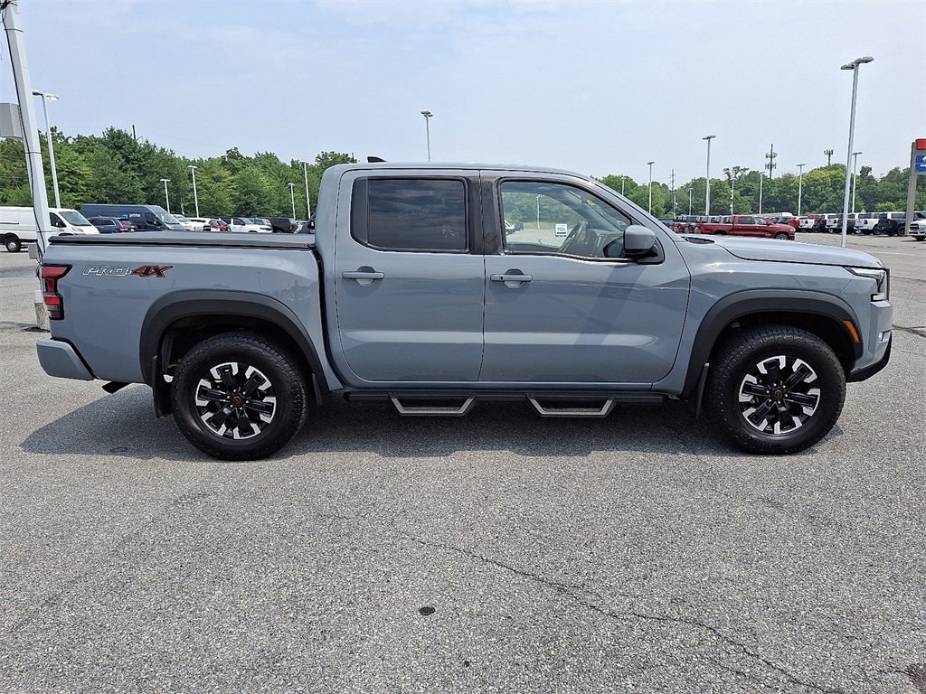 2023 Nissan Frontier PRO-4X - Photo 8