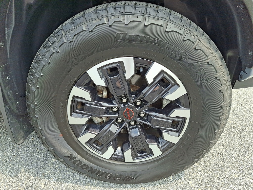 2023 Nissan Frontier PRO-4X - Photo 9
