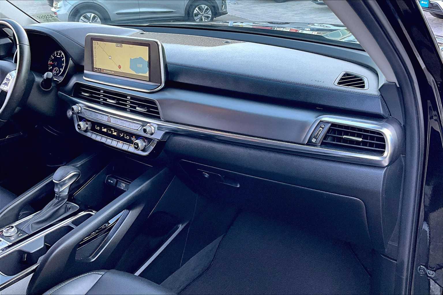 2022 Kia Telluride LX - Photo 13