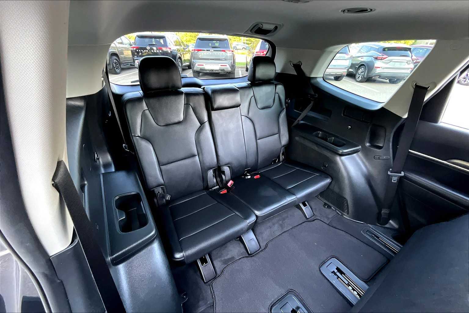 2022 Kia Telluride LX - Photo 17