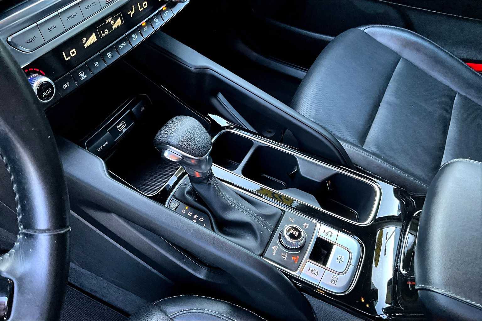 2022 Kia Telluride LX - Photo 21