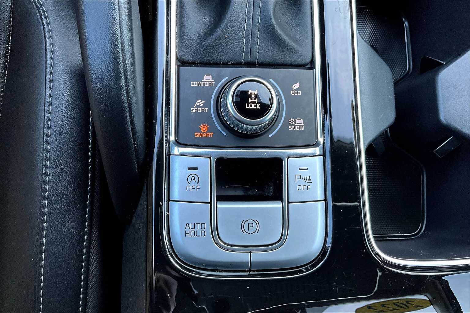 2022 Kia Telluride LX - Photo 27